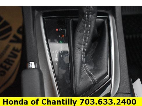 Used 2019 Toyota Corolla LE FWD image 17