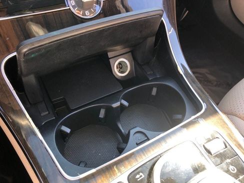 Used 2015 Mercedes-Benz C 300 4MATIC Sedan image 24