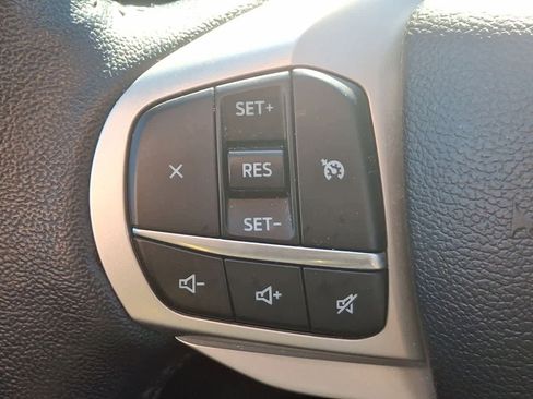 Used 2023 Ford Explorer XLT image 23