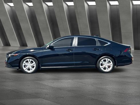 Used 2025 Honda Accord LX image 7