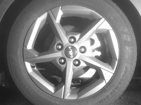 Used 2026 Kia K4 FWD image 16