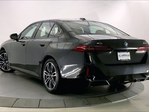 Used 2025 BMW 540i xDrive 540i xDrive w/ M Sport Package image 10