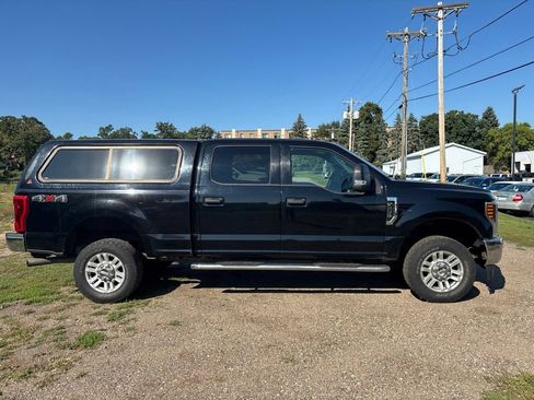 Used 2018 Ford F250 XLT AWD/4WD image 2