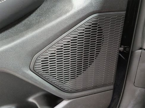 Certified 2023 Jeep Grand Cherokee L Limited image 31