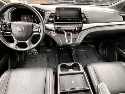 Used 2025 Honda Odyssey Sport-L image 21