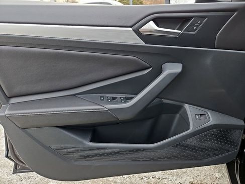 Used 2025 Volkswagen Jetta S image 13