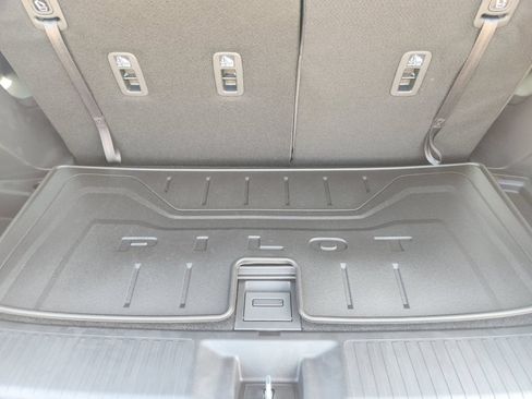 New 2026 Honda Pilot Sport image 29