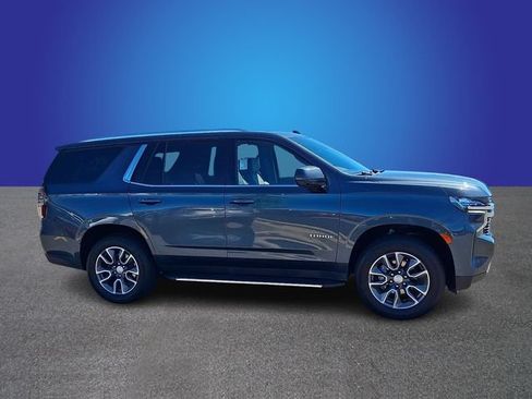 Used 2021 Chevrolet Tahoe LT w/ LT Signature Plus Package AWD/4WD image 3