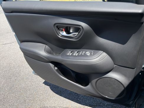 New 2026 Honda HR-V EX-L image 27