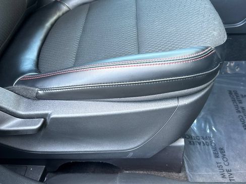 Used 2025 Ford Escape ST-Line FWD image 22