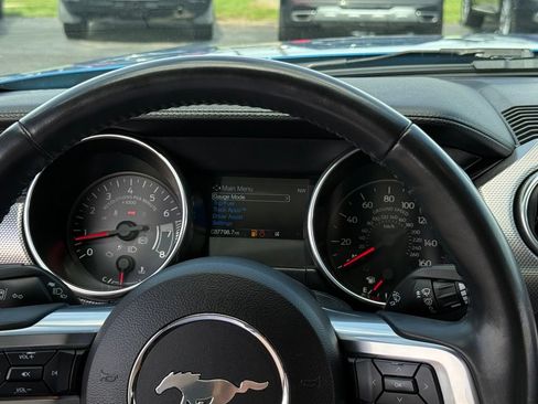 Used 2021 Ford Mustang GT RWD image 18