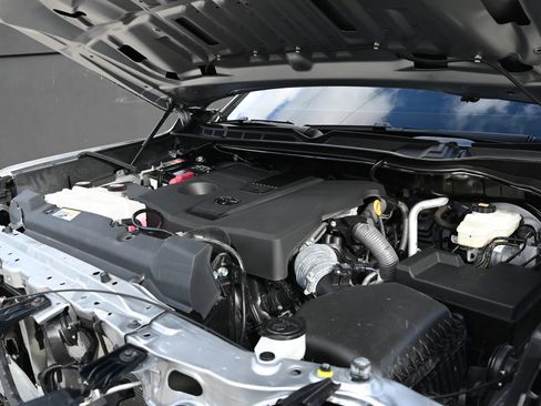 Used 2023 Toyota Tundra SR image 17