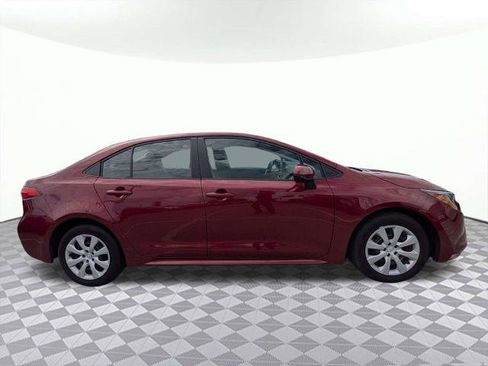 Used 2024 Toyota Corolla LE FWD image 2