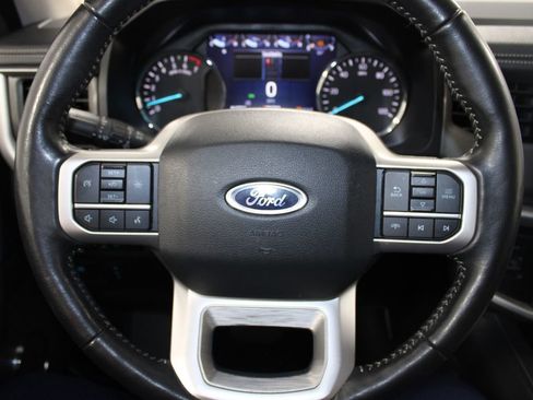 Certified 2024 Ford Expedition Max XLT image 40