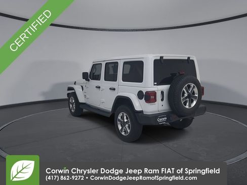 Used 2019 Jeep Wrangler Unlimited Sahara image 10