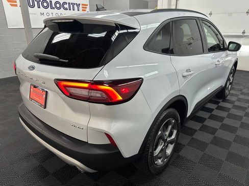 Used 2025 Ford Escape ST-Line Select AWD/4WD image 10