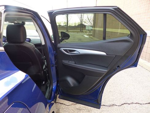 Used 2025 Buick Envision Avenir AWD/4WD image 39