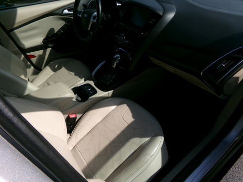 Used 2013 Ford Focus Electric Hatchback image 14