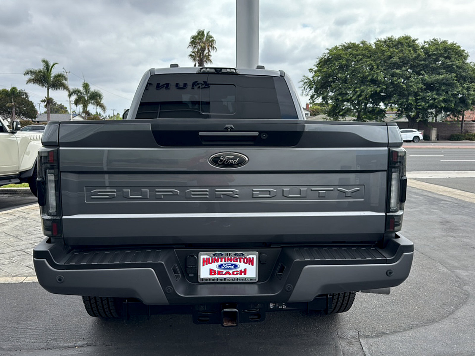 Used 2022 Ford F250 Lariat w/ Lariat Ultimate Package AWD/4WD image 9
