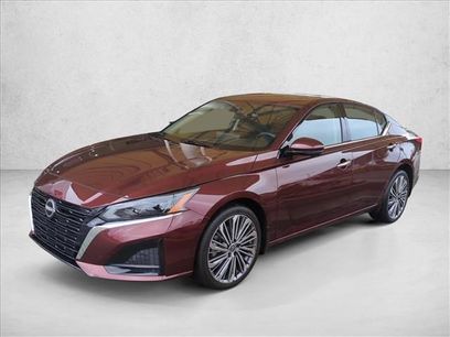 Used 2024 Nissan Altima 2.5 SL