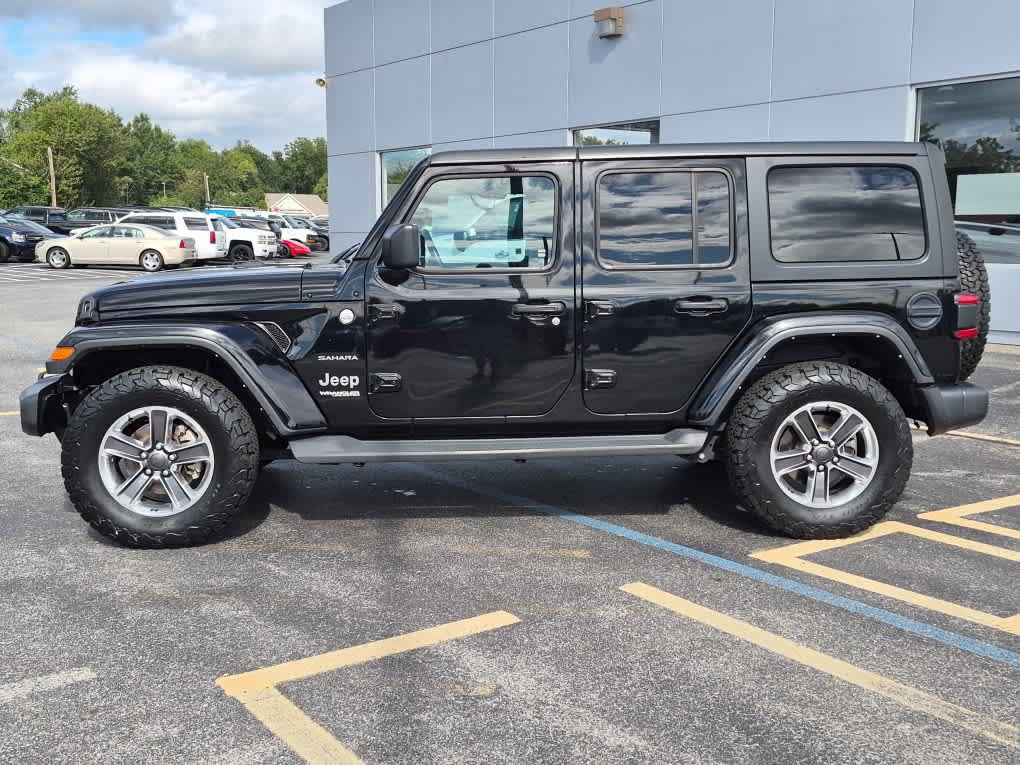 Used 2021 Jeep Wrangler Unlimited Sahara AWD/4WD image 5
