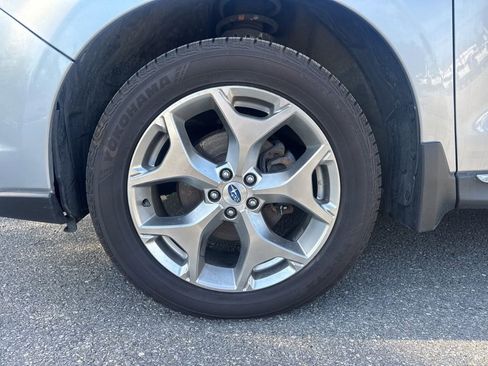Used 2017 Subaru Forester 2.5i Touring image 21