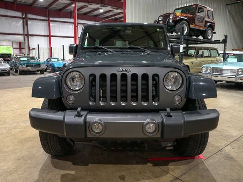 Used 2017 Jeep Wrangler Unlimited Sport AWD/4WD image 29