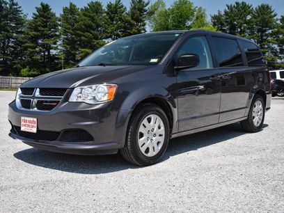 Used 2018 Dodge Grand Caravan SE