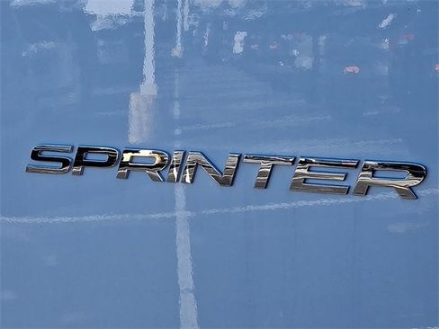Used 2025 Mercedes-Benz Sprinter 2500 image 29