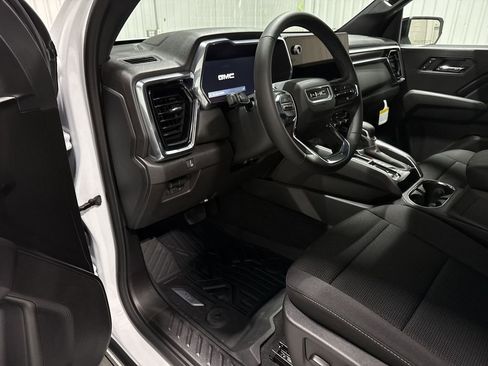 New 2026 GMC Canyon Elevation w/ Convenience Package RWD image 10