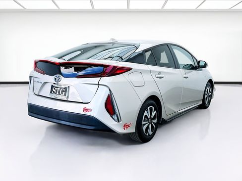 Used 2017 Toyota Prius Prime Premium w/ Preferred Accessory Package image 4