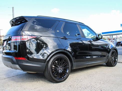 Used 2018 Land Rover Discovery HSE Luxury AWD/4WD image 6