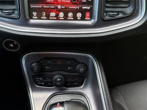 Used 2015 Dodge Challenger SXT w/ Driver Convenience Group image 17