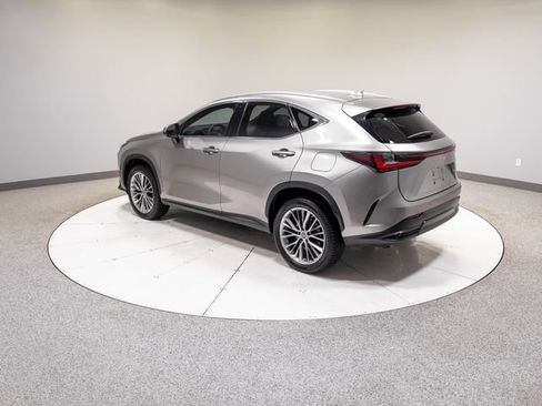 Used 2022 Lexus NX 350h AWD image 31