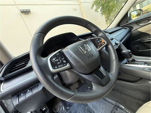 Used 2019 Honda Civic LX image 11