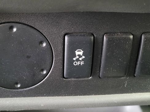 Used 2013 Nissan Frontier S image 13