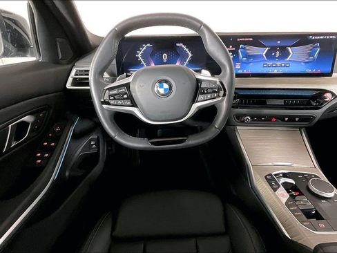Used 2025 BMW 330i Sedan RWD image 4