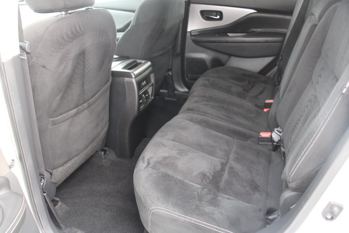 Used 2019 Nissan Murano SV FWD image 14