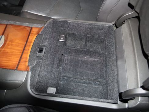 Used 2020 Cadillac Escalade ESV Premium Luxury image 50