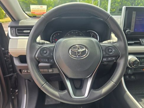 Certified 2025 Toyota RAV4 XLE Premium image 28