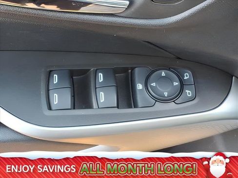 Used 2024 Chevrolet Trax RS image 19