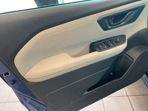 New 2026 Subaru Forester AWD/4WD image 4