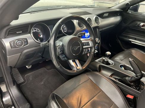 Used 2019 Ford Mustang GT Premium image 10
