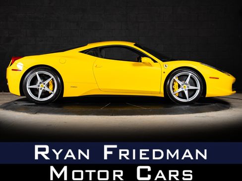 Used 2011 Ferrari 458 Italia Coupe RWD image 1
