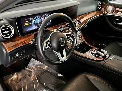 Used 2020 Mercedes-Benz E 350 4MATIC Sedan image 18