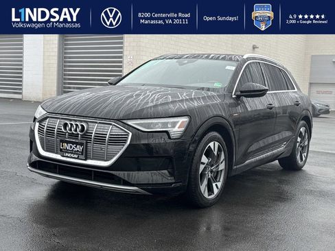Used 2022 Audi e-tron Premium image 5