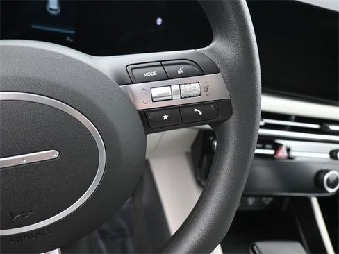 New 2026 Hyundai Tucson SEL image 18