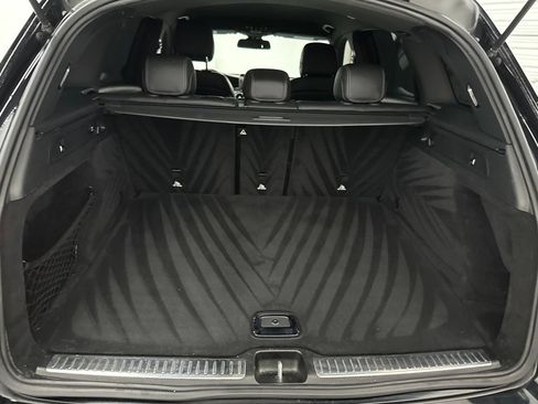 Used 2019 Mercedes-Benz GLC 300 4MATIC image 24