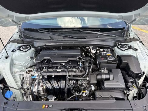 Used 2025 Kia K4 FWD image 3