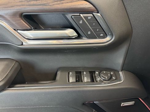 New 2026 GMC Sierra 1500 SLT w/ SLT Premium Plus Package image 17